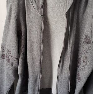 Torrid plus size 22 24 grey floral zip up hoodie